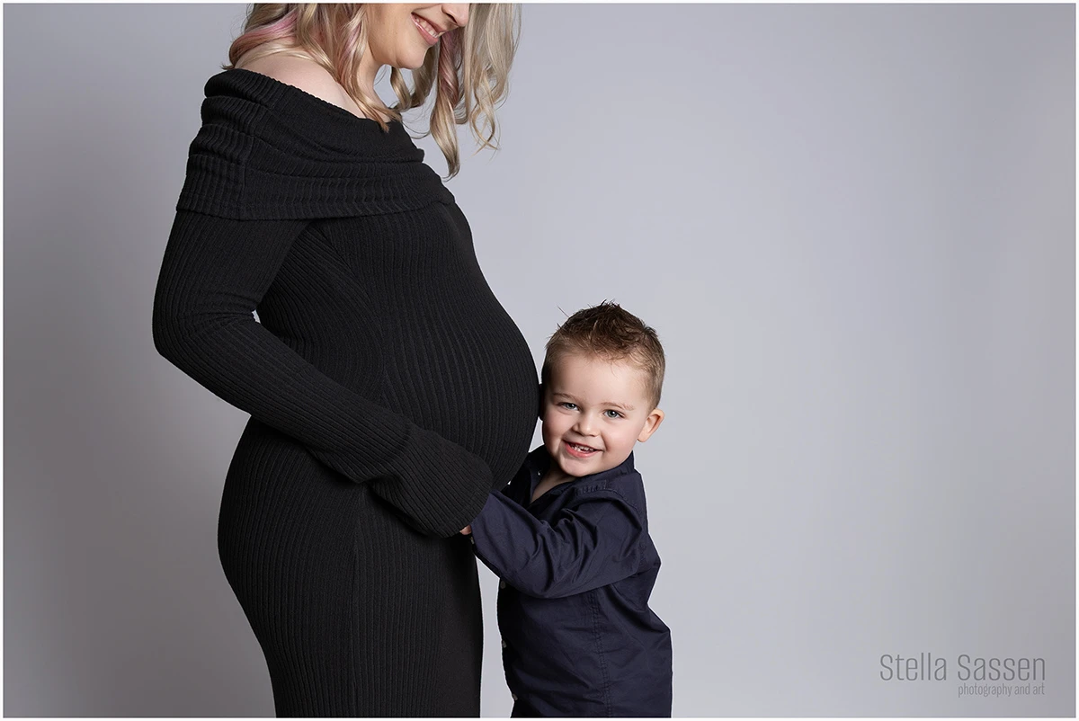 cape town black white maternity portraits 03